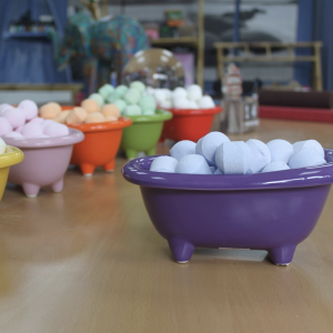 BAÑERA DE PORCELANA CON MINI BOMBAS (Surtido)