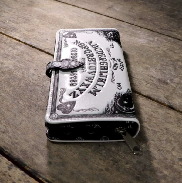 Monedero Ouija con relieve