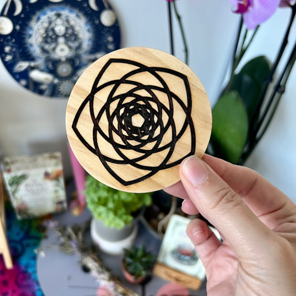 Tablita de Madera con Grabado de Pentaflor