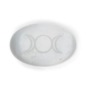 Piedra de selenita marcada con Triple Diosa