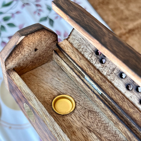 Caja Quemador de Incienso de Madera – 2 en 1 con Almacenamiento - Imagen 4