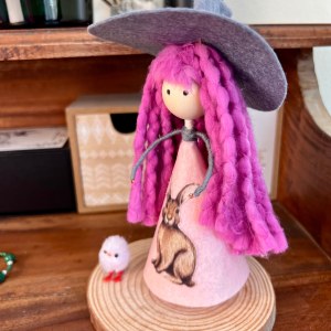 Esme de Ostara Rosa