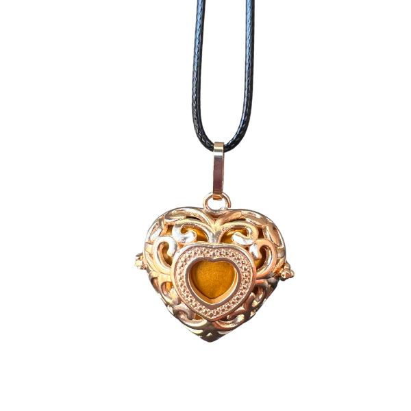 Llamador de Ángeles de Acero Dorado con Forma de Corazón - Imagen 2
