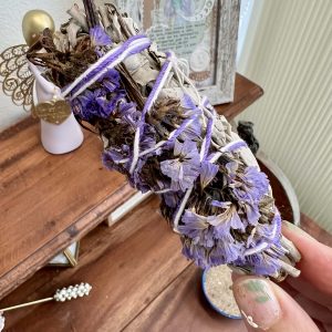 Atadillo de Salvia Púrpura