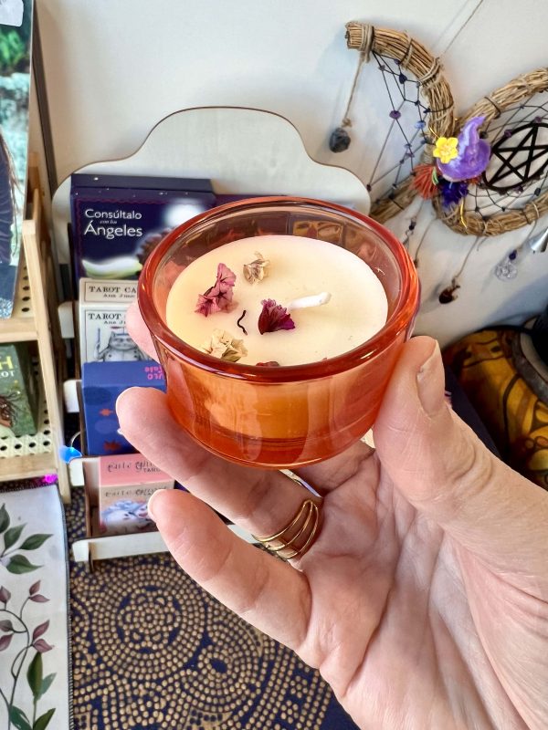 Vela Aromática con Pétalos de Rosa en Tarrito de Cristal - Imagen 5